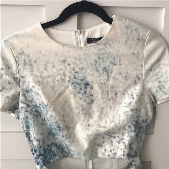 Xenia Body-con dress - Picture 2 of 5